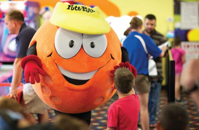buster putt-putt mascot